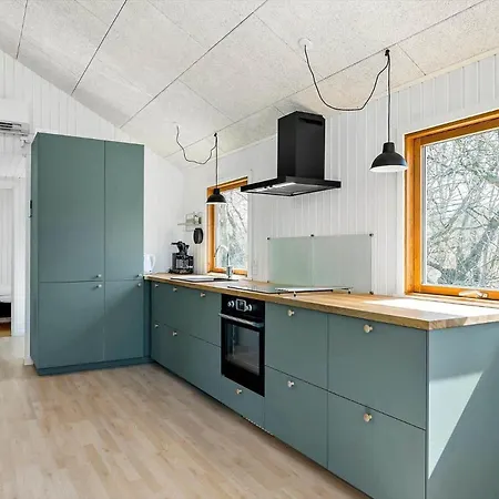 Prázdninový dům 4704-aakirkeby-sondre-landevej-62 *