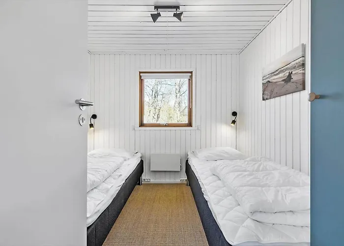 4704-aakirkeby-sondre-landevej-62 Дом отдыха